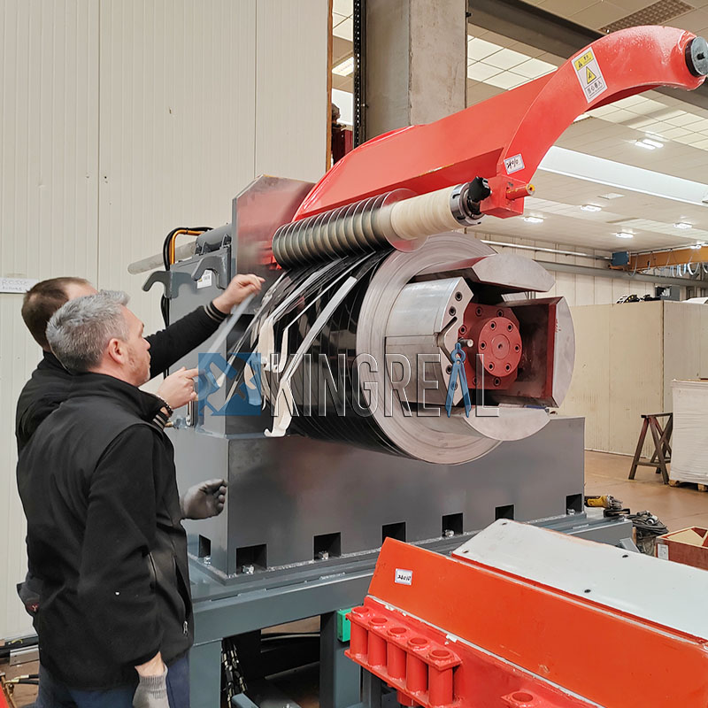 Pag -install ng serbisyo --Steel coil slitting line sa Italya
